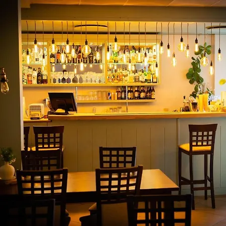 Anek 3* מארנגובו